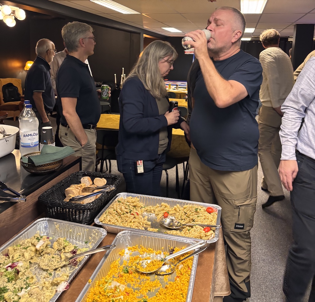 ABB på AW hos Flipperklubben – en kväll full av skratt, flipper och gemenskap